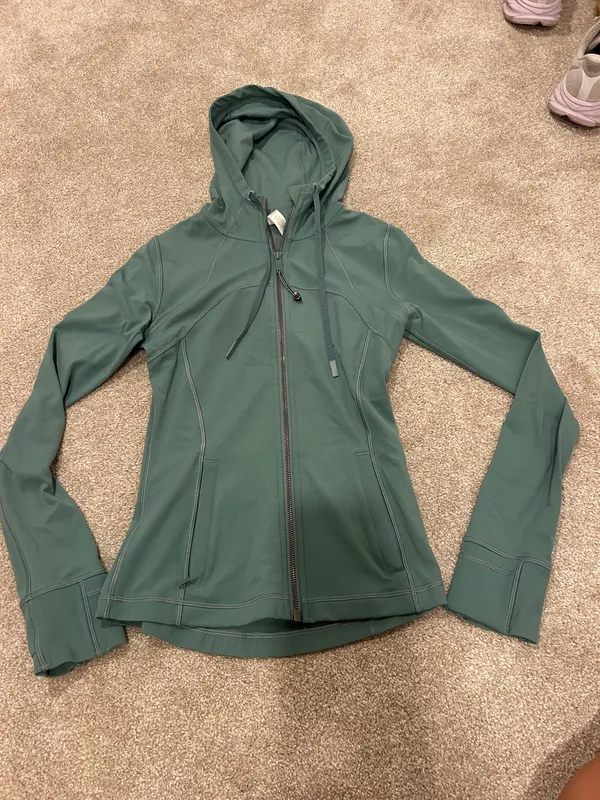 Lululemon Nulu Define Jacket Hooded - Image 4