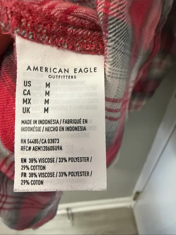 American Eagle Outfitters Red Plaid Boyfriend Flannel - Medium Nashville rodeo - Image 6
