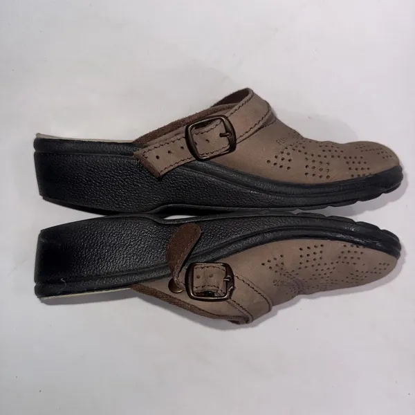 Fly Flot Anatomic‎ Wedge Shoes, Women 8-8.5, Leather, Slip-on Or Heel Strap - Image 9