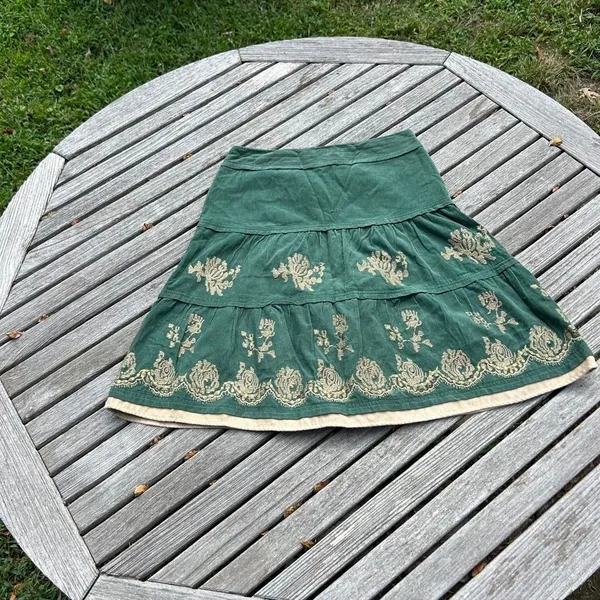 Y2K embroidered‎ green sequin skirt, medium spring summer fairy whimsy - Image 5