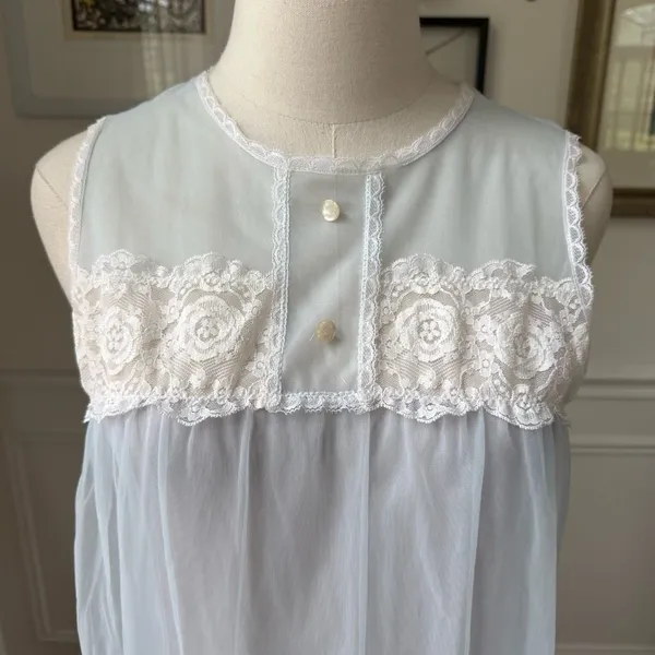 Vintage 70s Aristocraft Long Pastel Blue Nightgown M - Image 3