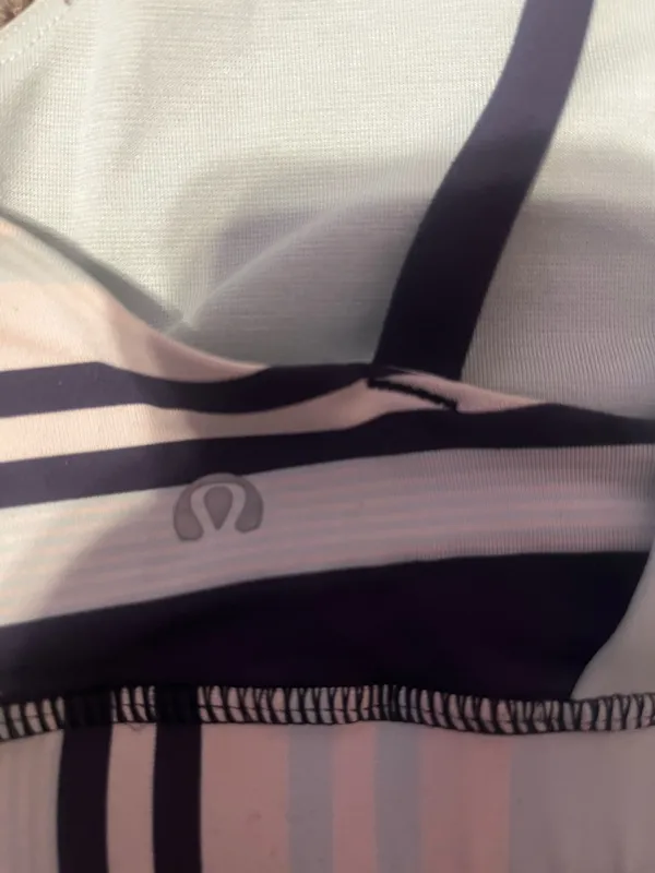 Lululemon bra  - Image 3