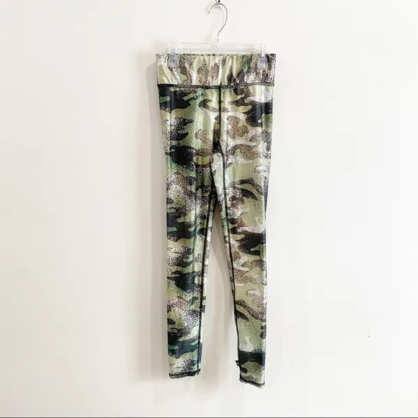 Terez Womens Metallic Green Camo Leggings Small Activewear Yoga Pants Camouflage - Image 3