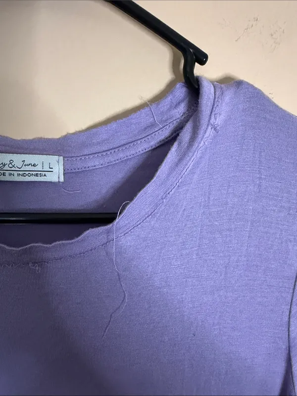 Lightweight Lavender Short Sleeve Crewneck Tee - Image 4