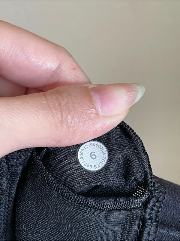 Lululemon Nulu Front Darting Yoga Bra Size 6 Intensity Pink Blossom Multi - Image 3