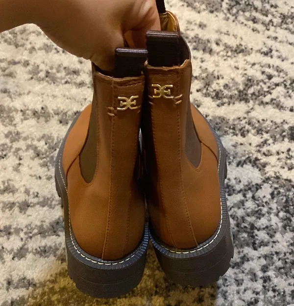 Sam Edelman Laguna waterproof chelsea Boot Size 8 - Image 5