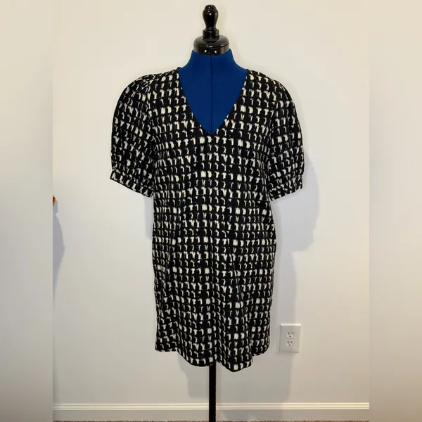 Evereve Peyton Dress - Image 2