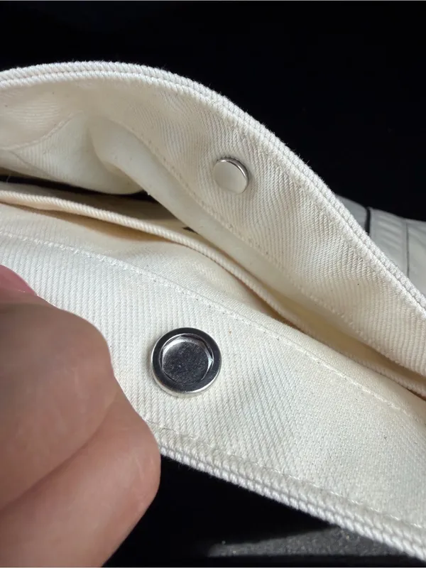 lululemon athletica White Tote with Black Logo and Trim - Image 3