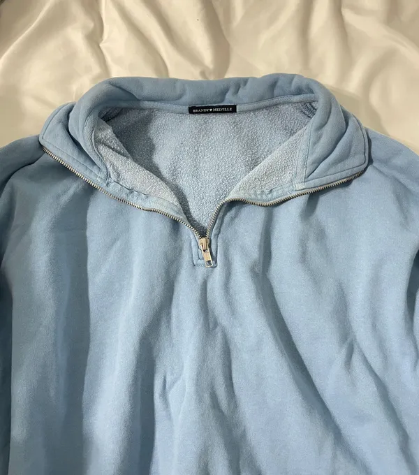 Brandy Melville Sweatshirt - Image 2