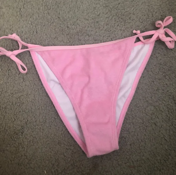 SheIn Pink Bikini Set - Image 2