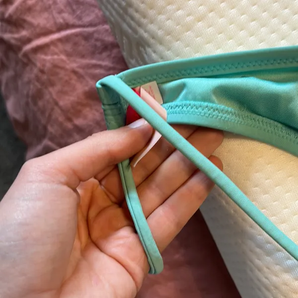 Turquoise blue Victoria’s secret push-up bikini top with underwire 34D - Image 9