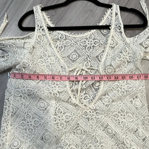 Free‎ people Elegant White Lace Women’s swimsuit cover - Image 7