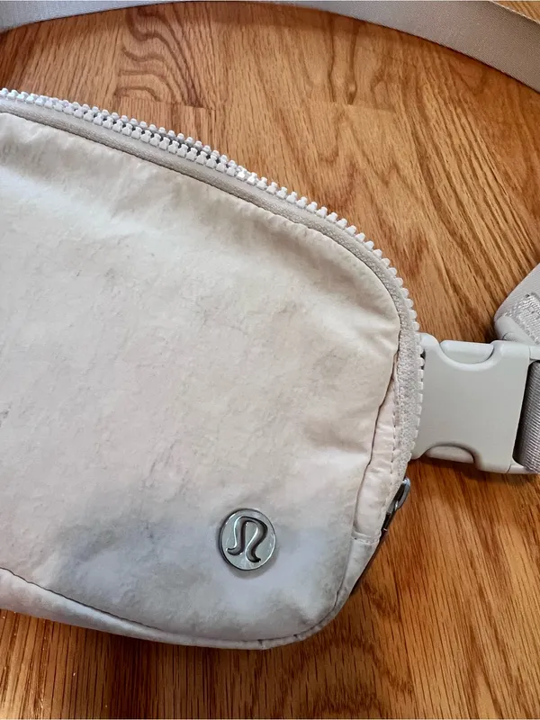 Lululemon Everywhere Belt Bag 1L White Opal - Image 6