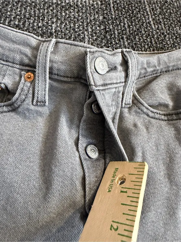 Levi's Wedgie Straight Ankle Jeans Button Fly Size 28 - Image 3