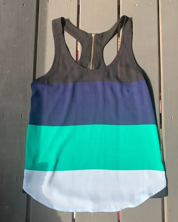 Color Block Zipper Back Tank - Image 3