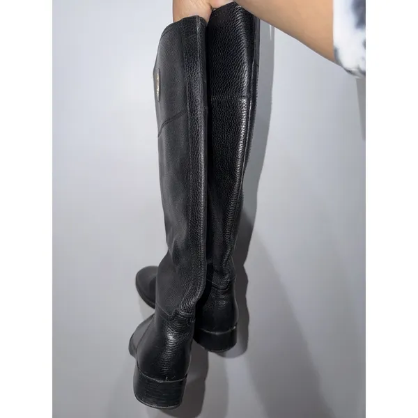 Tory Burch Black Riding Boots Pebbled Leather Sz 7 Gold‎ Detail - Image 5