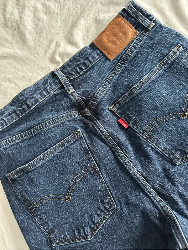 Levi’s Premium 70s High Slim Straight Jeans – Sonoma Hills – 30 - Image 4