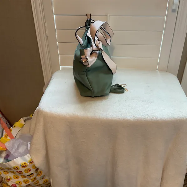 Shoulder Bag Green - Image 3