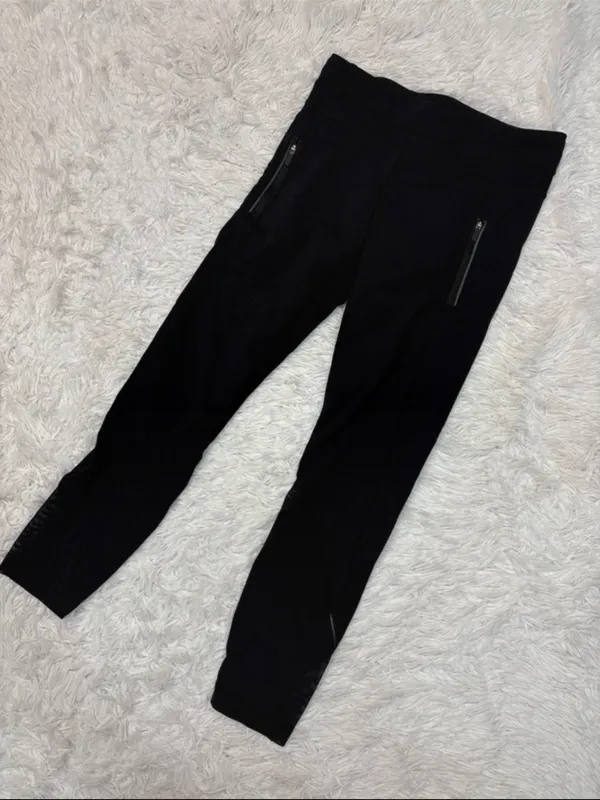 Lululemon black ankle mesh leggings size 6 - Image 2