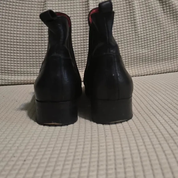 Red and Black Leather‎ Boots with Elastic giordana f - Image 2