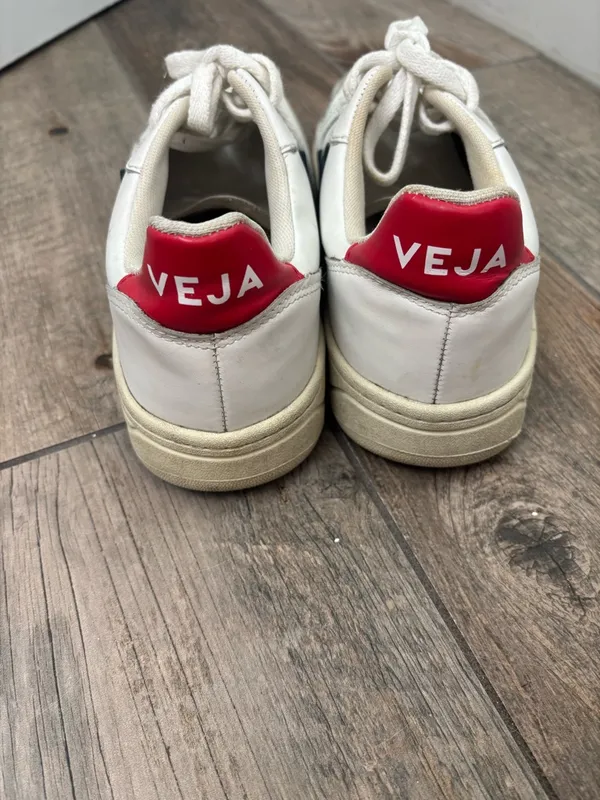 Veja V-10 Leather White Nautico Pekin - Image 9