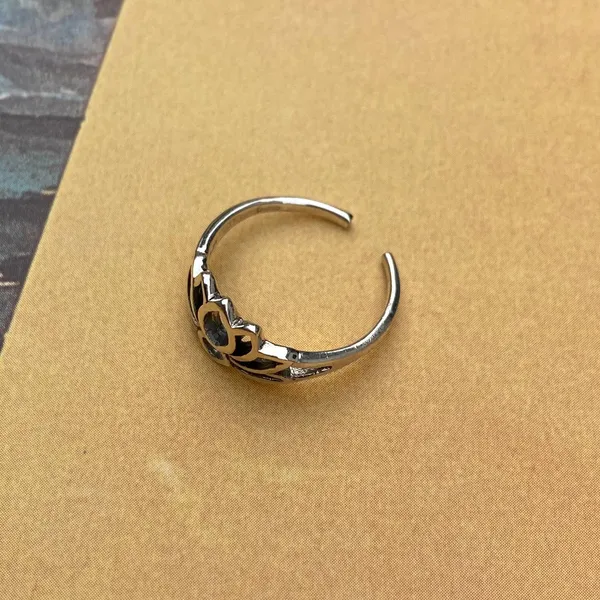 Sterling Silver Lotus Flower Toe Ring - Image 4