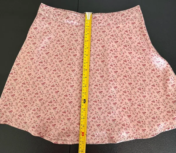 Hollister‎ Ultra High-Rise Floral Mini Skirt Size M - Image 7