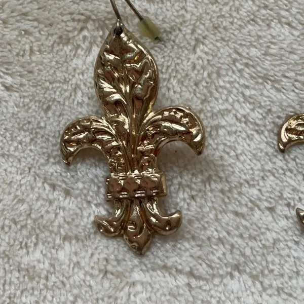Earring - Image 2
