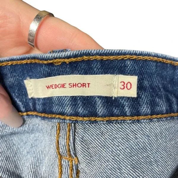 Levi's Wedgie Fit High Rise Denim Shorts‎ Size 30 - Image 8