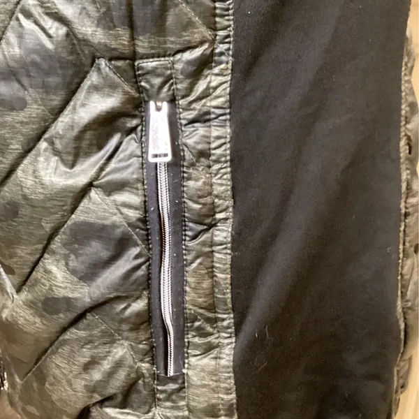 Calvin Klein Camo Performance Vest with‎ Down Fill - Image 3