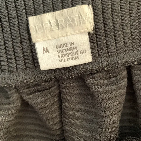 Urban Outfitters Cooperative Skirt Medium Black Elastic Waist A Line - Image 5