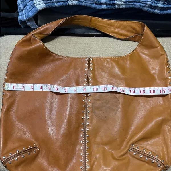 Michael Kors hobo studded leather brown bag - Image 6