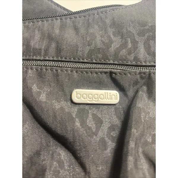 Baggallini Pockets Crossbody Bag Purse‎ BLACK/CHEETAH - Image 2