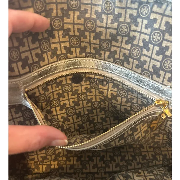 Tory Burch Nico Metallic East West Tote Silver‎ Distressed Leather - Image 11