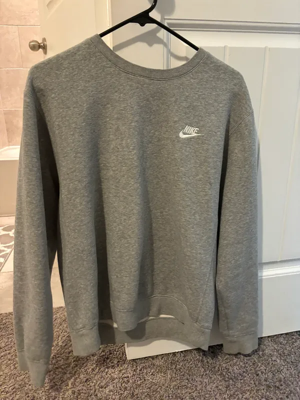 Nike Sweatshirt - Image 2