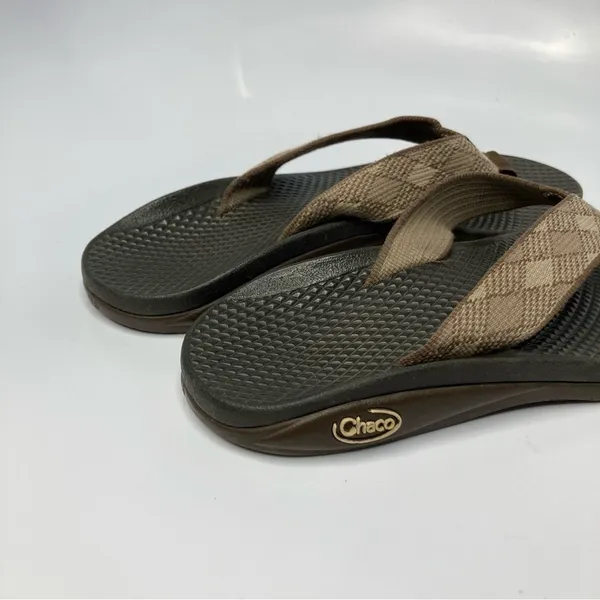Chaco flip Flops brown tan‎ size 6 - Image 3