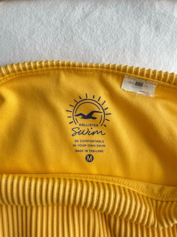 Hollister Yellow High-Waisted Ribbed Bikini Set - Image 3