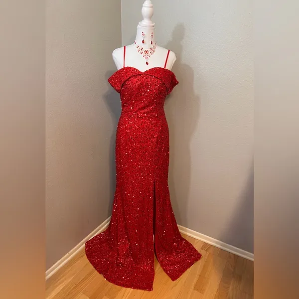 Boutique #613 Red Sequin Off The Shoulder Straps Gown - M-Size 10/12 - Image 2