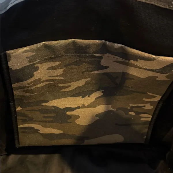 Koala Kanvas Camouflage Canvas Tote Bag – Black Glitter Star - Image 9