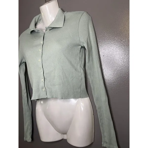 Brandy Melville Cardigan Sweater Womens Small Green Ribbed Button Front Cropped - Image 3
