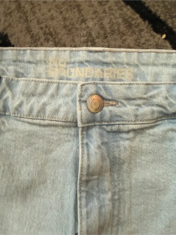 No Boundaries Light Blue Distressed Jean Shorts - Image 6