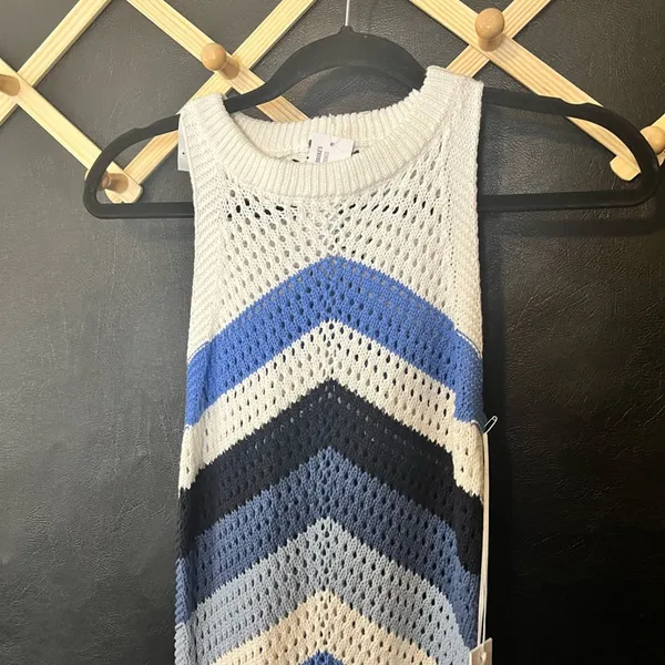 Young Fabulous & Broke White And Blue‎ Chevron Open Knit Maxi Dress Size Medium - Image 4