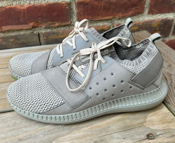 Under Armour Shoes - Image 2