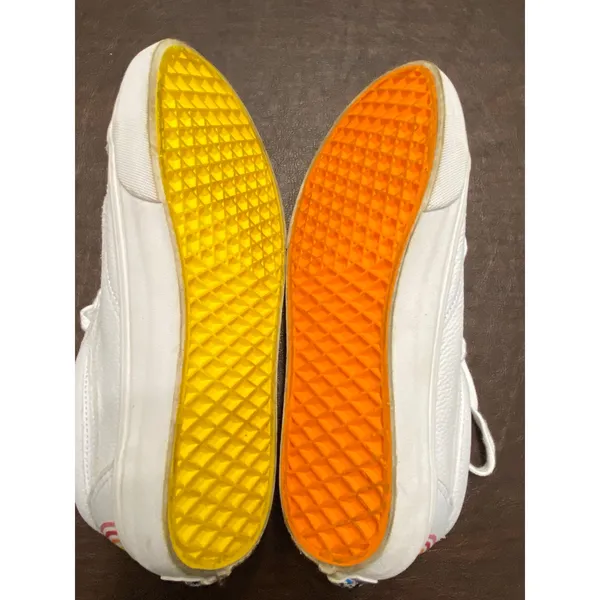 Vans x Flour Shop White Old Skool Leather Rainbow Sneakers Women’s 9 Pride Fun - Image 7