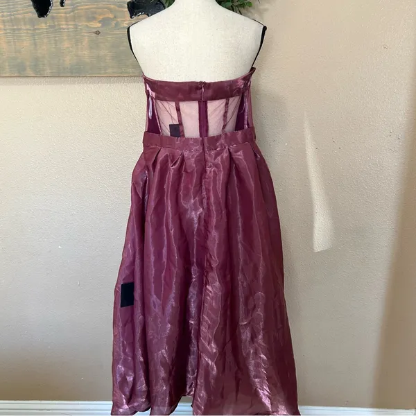 Radiant Direction Mauve Purple Strapless Midi Dress With Pockets - Image 6