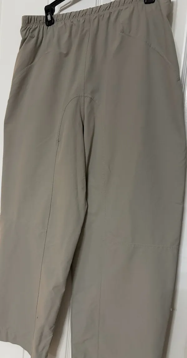 Lululemon Pull-On Smooth Fit High-Rise Pants 10 - Image 8
