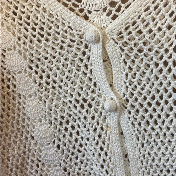 FINAL MARKDOWN Short Sleeve Cardigan Medium - Image 3