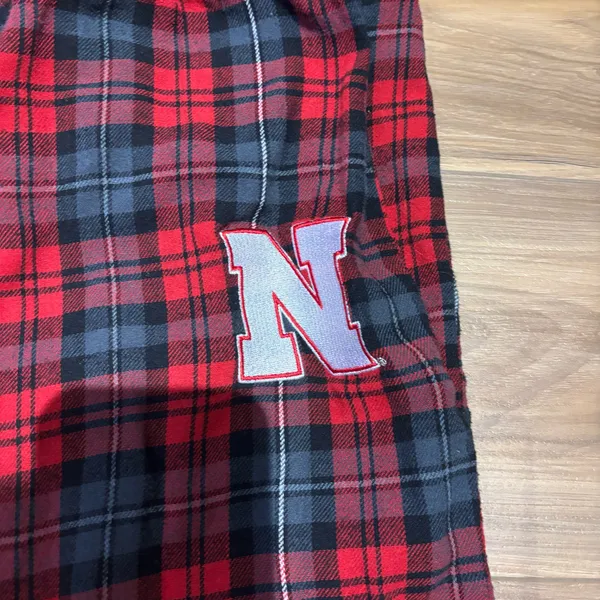 Nebraska Huskers Plaid Flannel Pajama Pants Large - Image 4