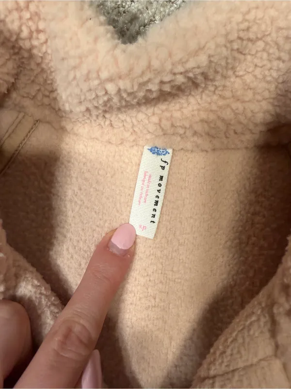 Free People Movement Hit The Slopes Fleece Jacket size small in light pink - Image 6