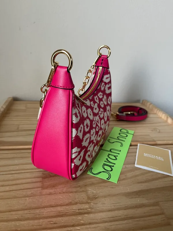 Michael Kors Purse - Image 5